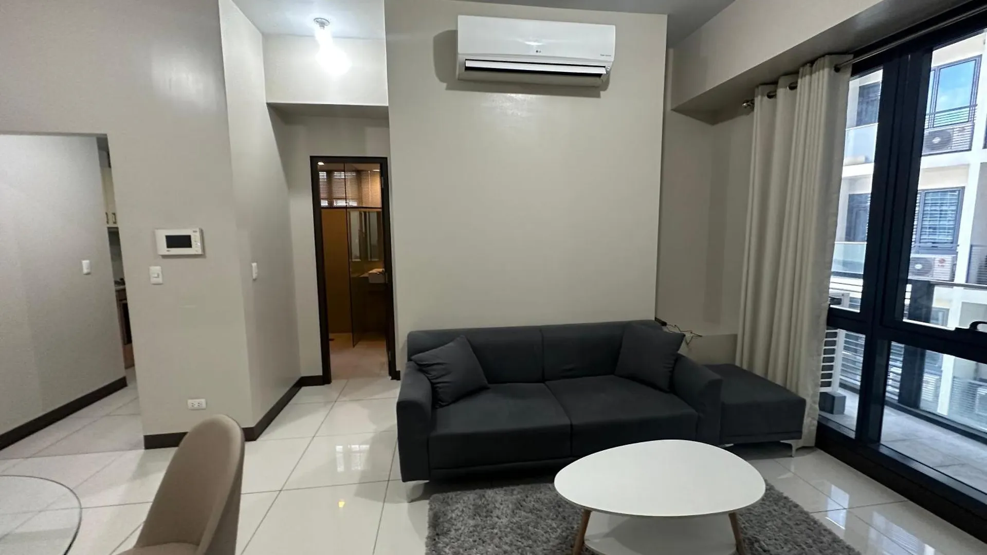 Family Home In The Florence Mckinley Hill Taguig Philippines