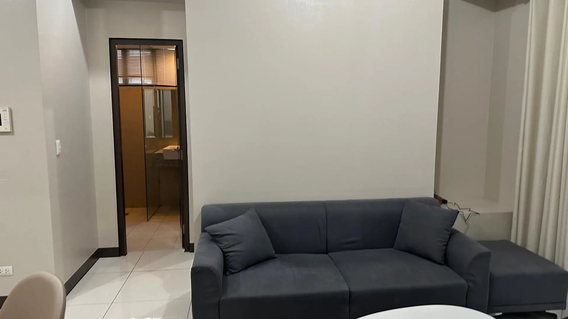 Aparthotel Family Home In The Florence Mckinley Hill Taguig