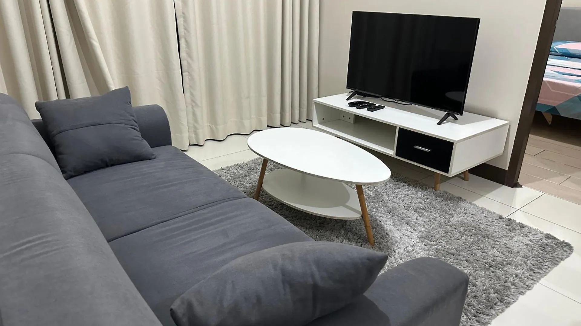 Family Home In The Florence Mckinley Hill تاغويغ 0*,  الفلبين