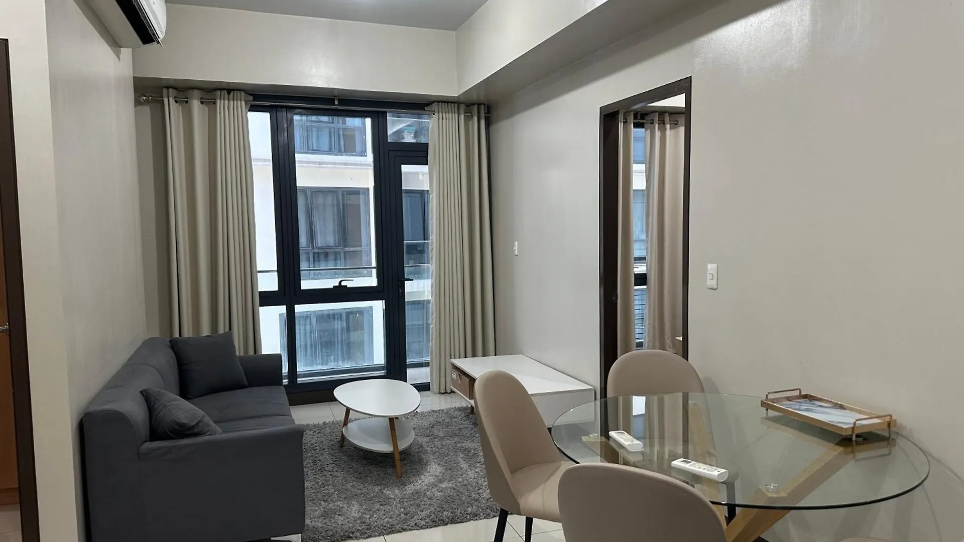 Family Home In The Florence Mckinley Hill تاغويغ